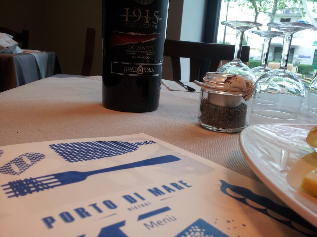 Porto Di Mare Acomodação com café da manhã Praia a Mare Exterior foto
